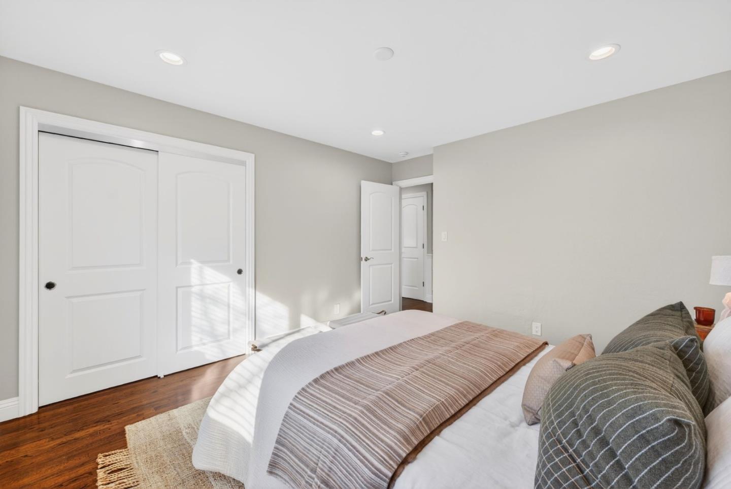 Detail Gallery Image 46 of 57 For 2864 Nicholas Dr, San Jose,  CA 95124 - 3 Beds | 2/1 Baths