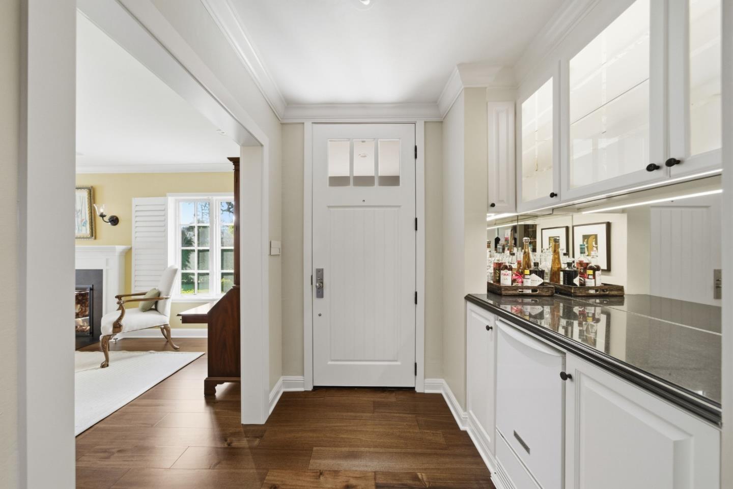 Detail Gallery Image 11 of 109 For 90 Melrose Pl, Redwood City,  CA 94062 - 4 Beds | 3/1 Baths