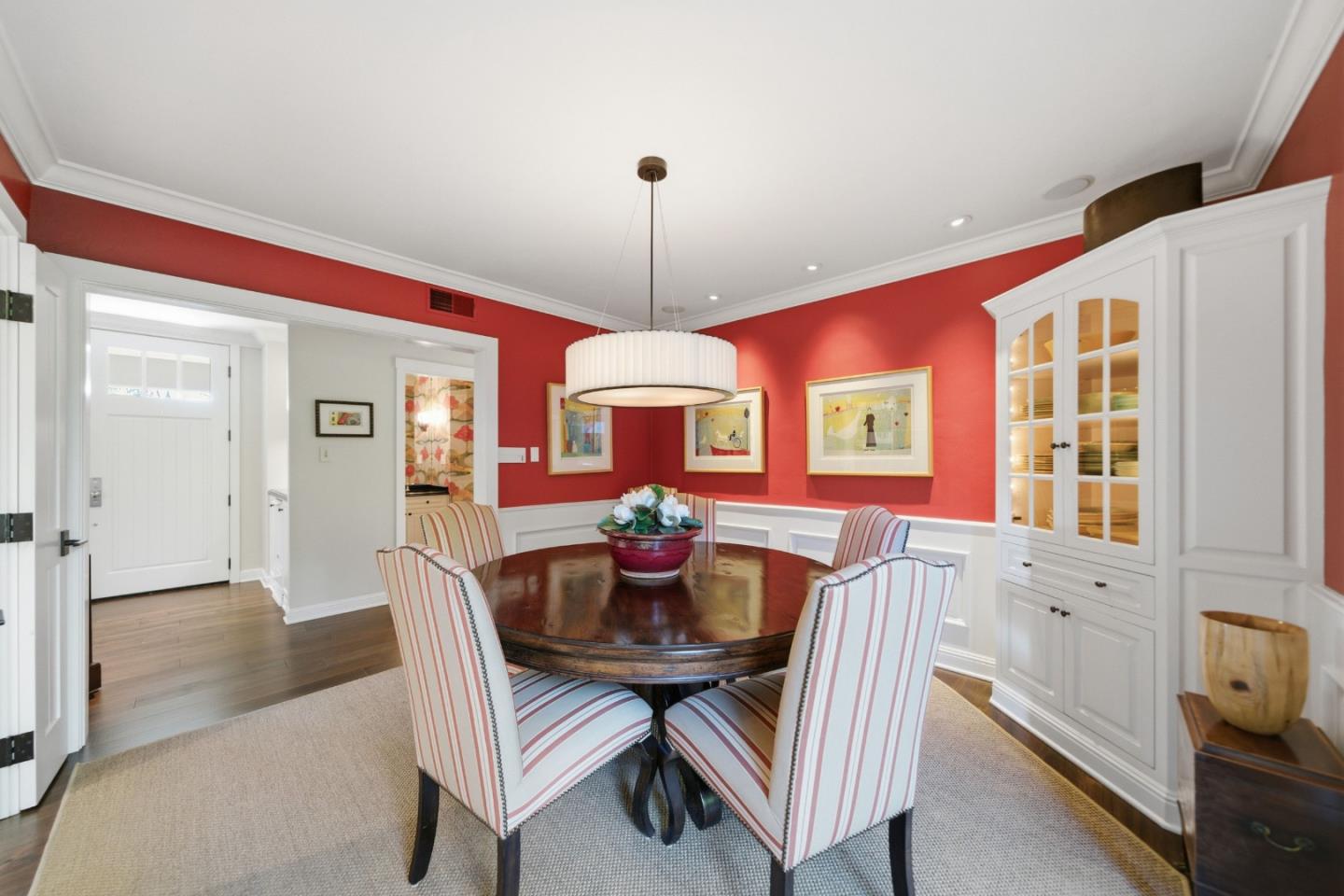 Detail Gallery Image 29 of 109 For 90 Melrose Pl, Redwood City,  CA 94062 - 4 Beds | 3/1 Baths