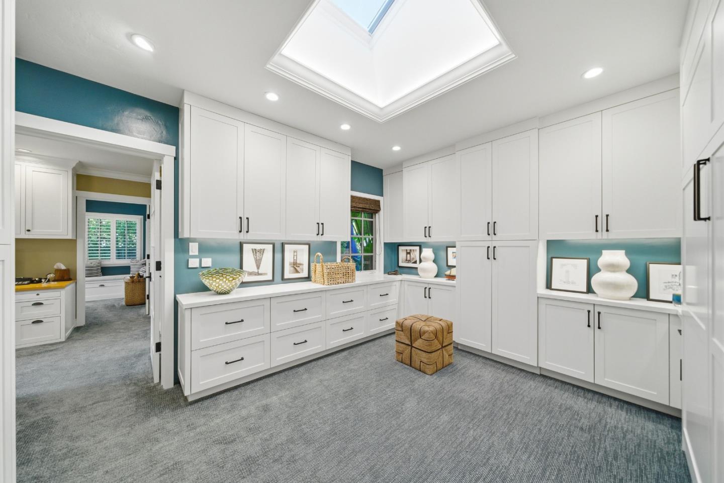 Detail Gallery Image 40 of 109 For 90 Melrose Pl, Redwood City,  CA 94062 - 4 Beds | 3/1 Baths