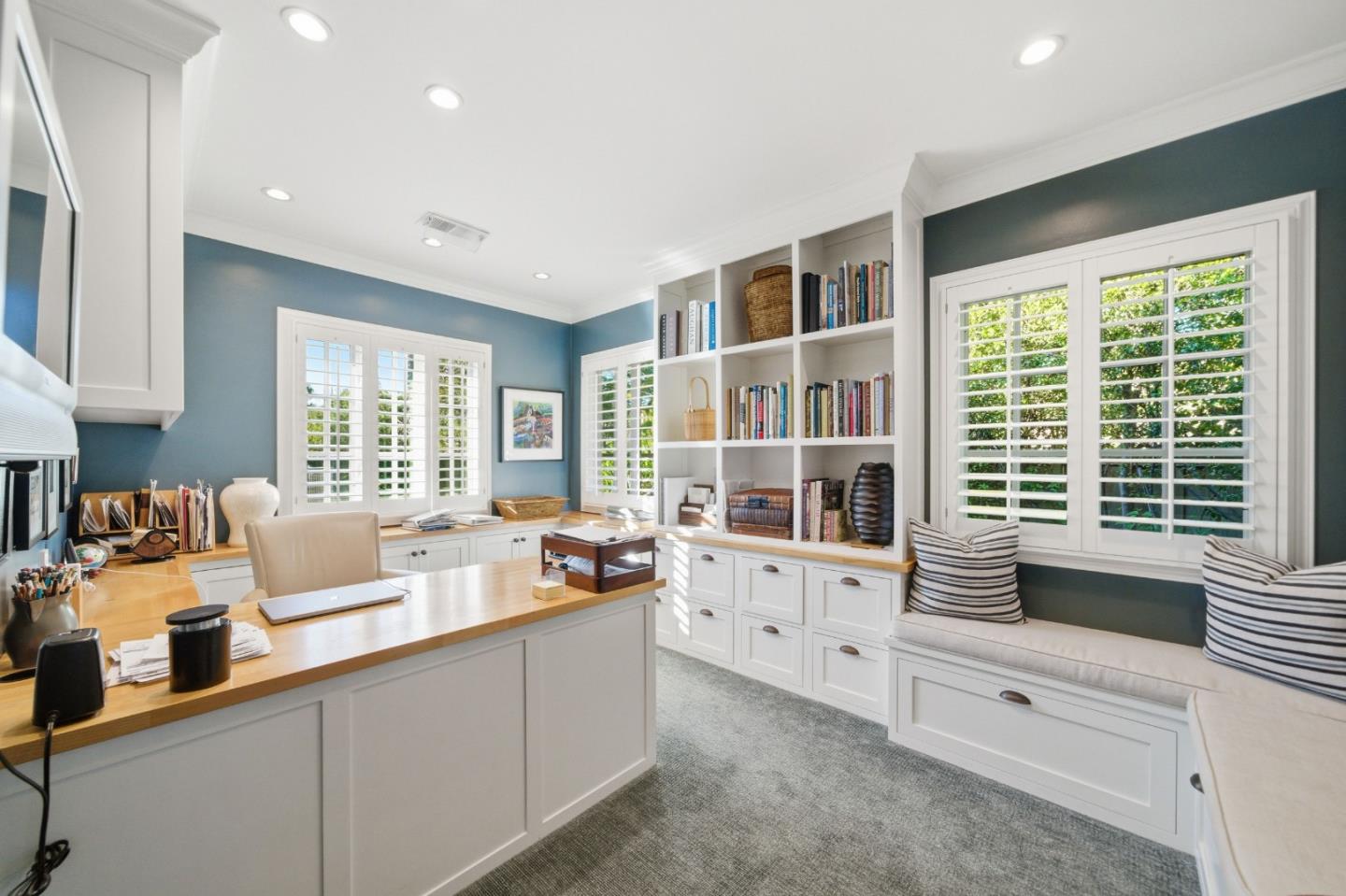 Detail Gallery Image 44 of 109 For 90 Melrose Pl, Redwood City,  CA 94062 - 4 Beds | 3/1 Baths