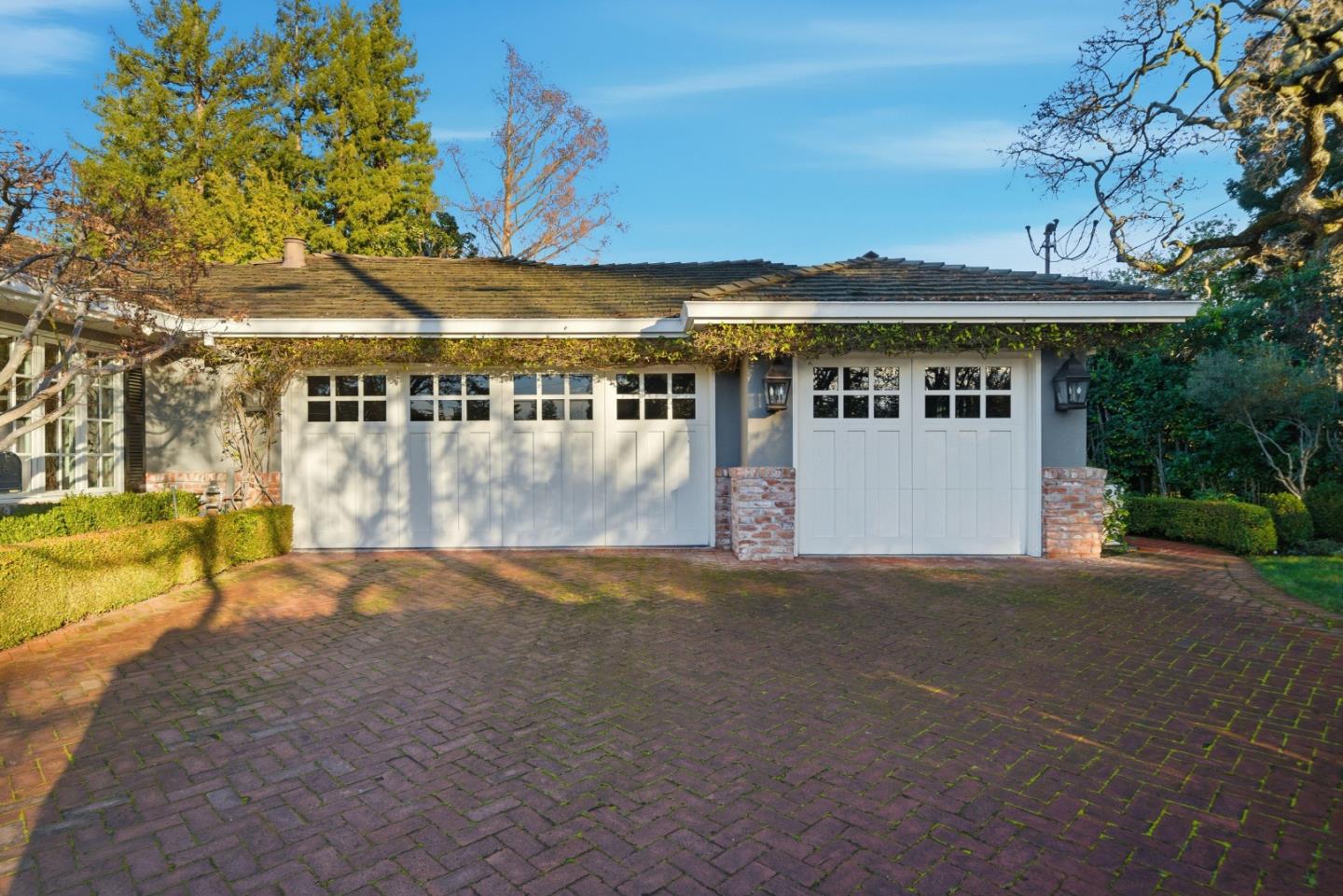 Detail Gallery Image 5 of 109 For 90 Melrose Pl, Redwood City,  CA 94062 - 4 Beds | 3/1 Baths