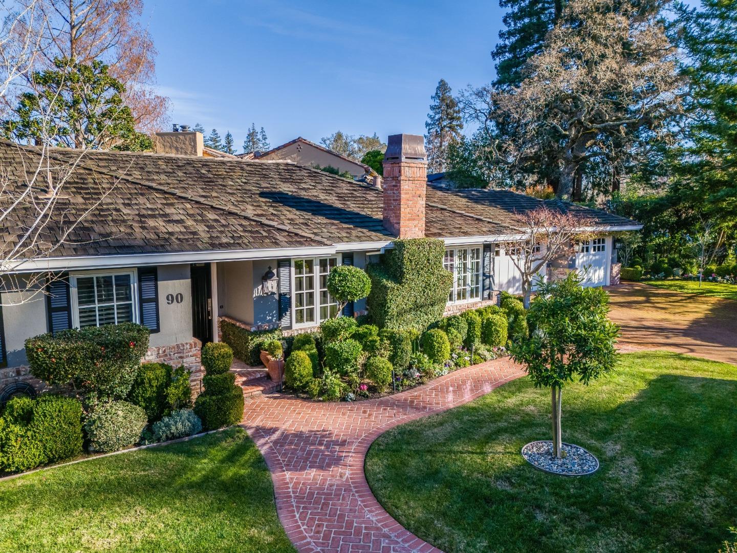 Detail Gallery Image 79 of 109 For 90 Melrose Pl, Redwood City,  CA 94062 - 4 Beds | 3/1 Baths