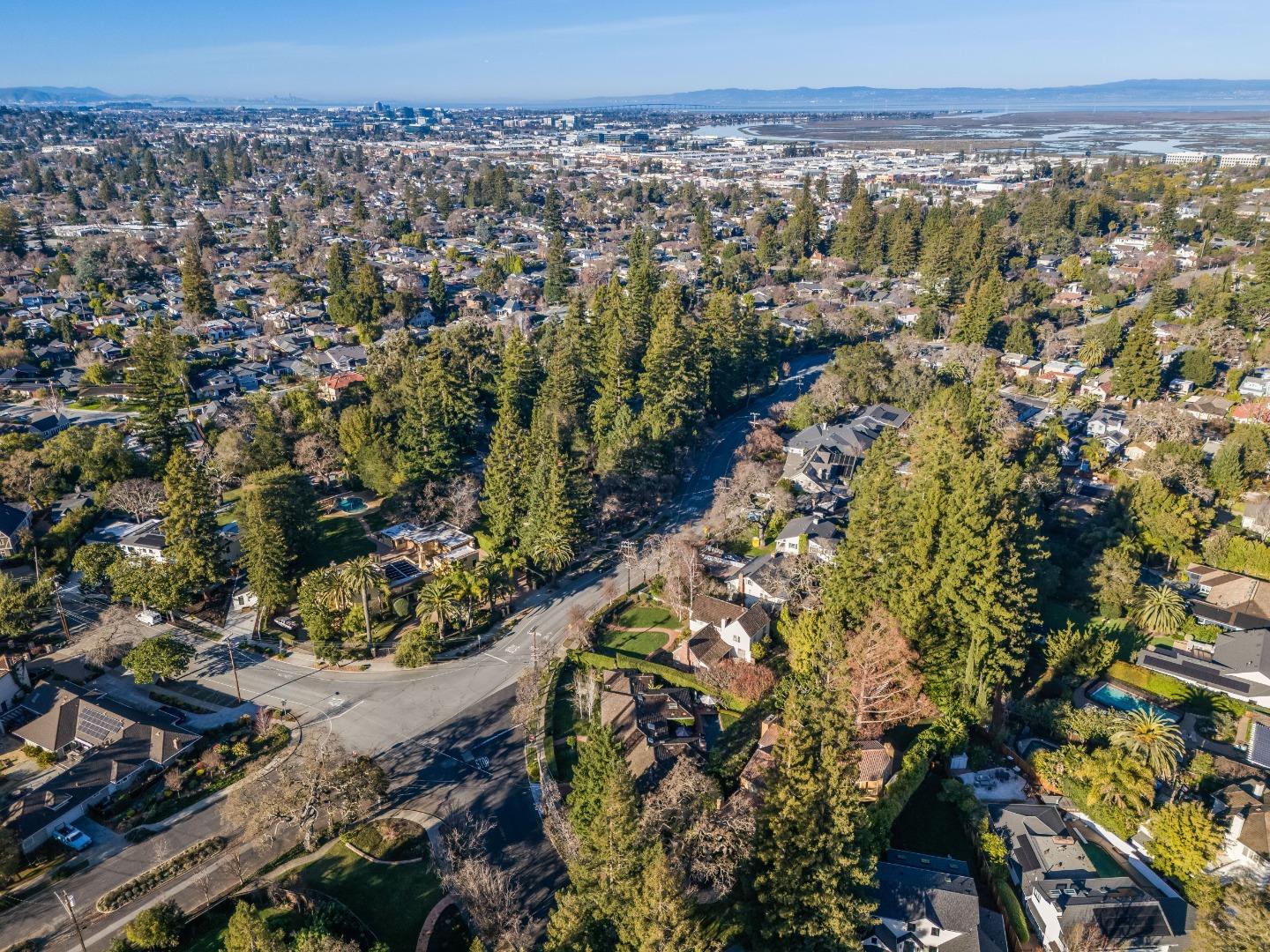 Detail Gallery Image 86 of 109 For 90 Melrose Pl, Redwood City,  CA 94062 - 4 Beds | 3/1 Baths