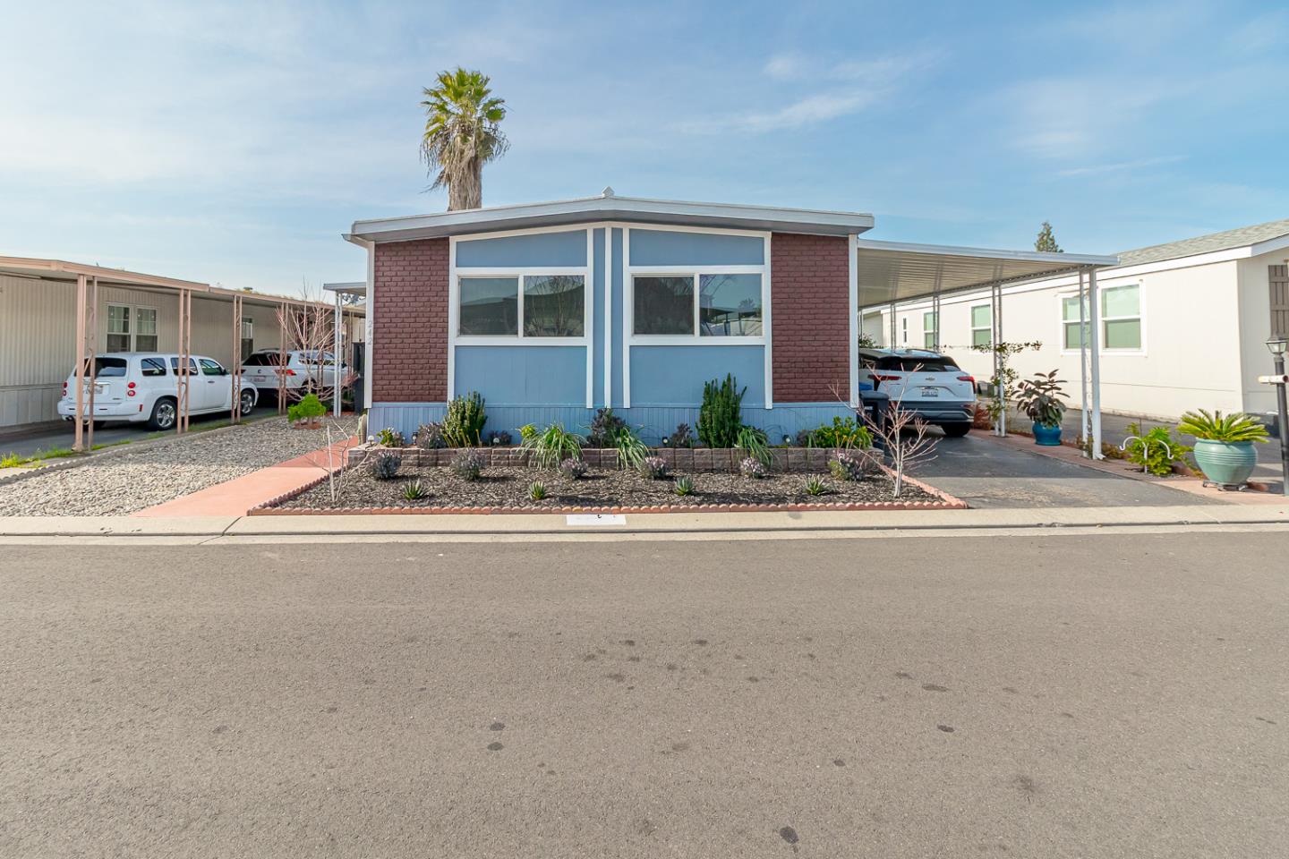 Detail Gallery Image 2 of 23 For 2621 Prescott Rd #242,  Modesto,  CA 95350 - 3 Beds | 2 Baths