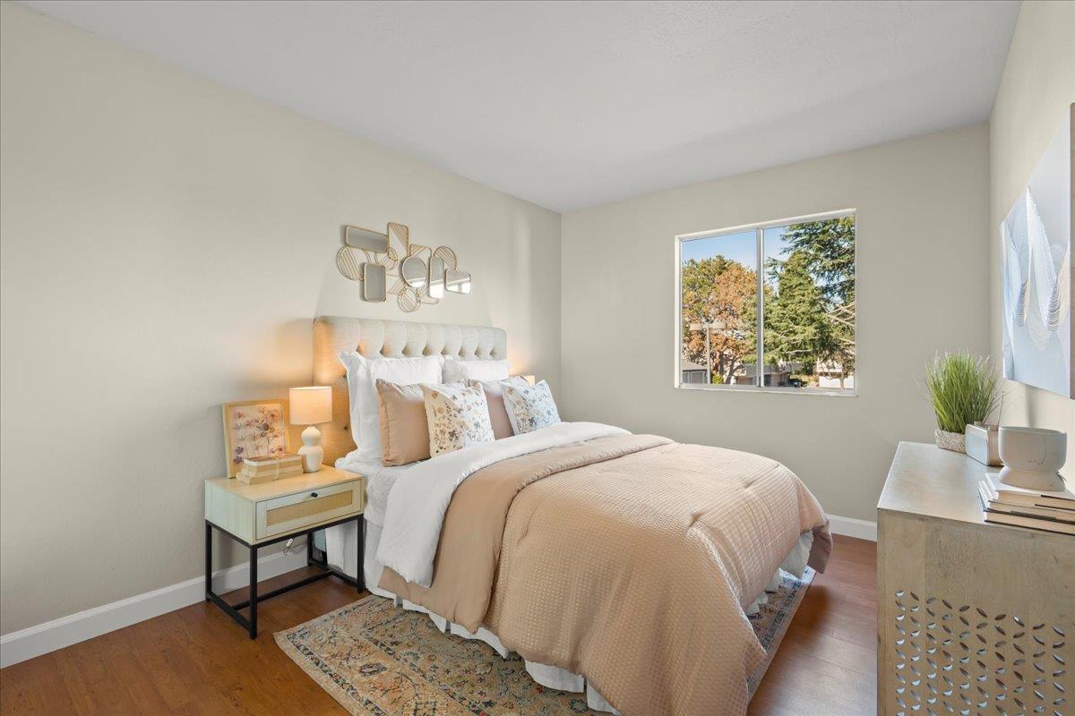 Detail Gallery Image 14 of 28 For 1466 Woodgrove Sq, San Jose,  CA 95117 - 3 Beds | 2 Baths