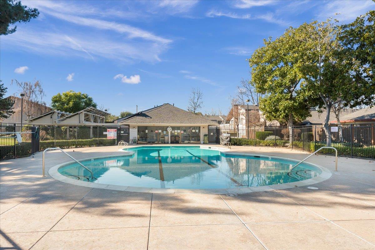 Detail Gallery Image 28 of 28 For 1466 Woodgrove Sq, San Jose,  CA 95117 - 3 Beds | 2 Baths