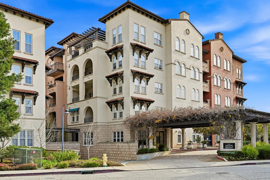 Front Image Thumbnail for ML82033119