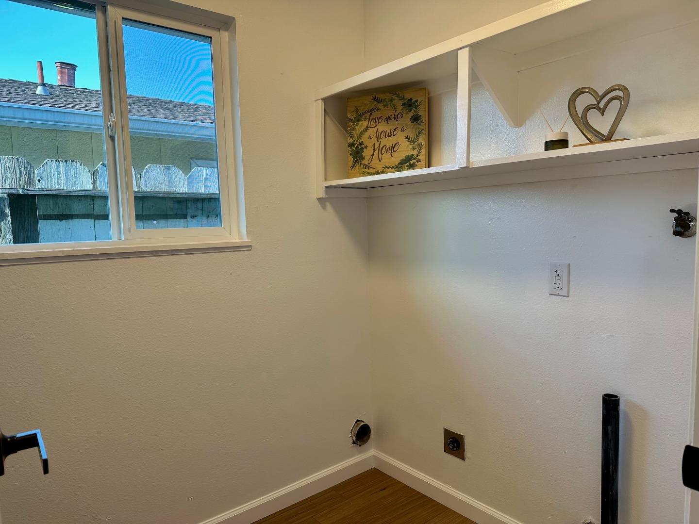 Detail Gallery Image 26 of 48 For 755 Pino Way, Salinas,  CA 93905 - 3 Beds | 2 Baths