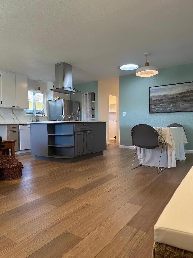 Detail Gallery Image 8 of 48 For 755 Pino Way, Salinas,  CA 93905 - 3 Beds | 2 Baths