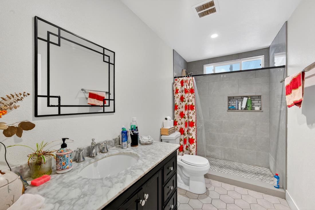 Detail Gallery Image 17 of 28 For 13226 Cielo Azul #250,  Castroville,  CA 95012 - 3 Beds | 2 Baths