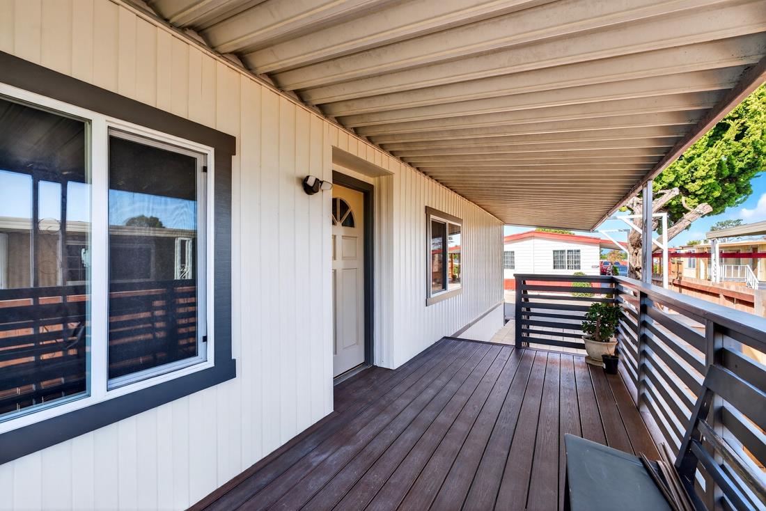 Detail Gallery Image 4 of 28 For 13226 Cielo Azul #250,  Castroville,  CA 95012 - 3 Beds | 2 Baths