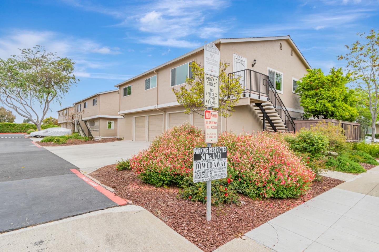 Detail Gallery Image 3 of 30 For 295 Rio Verde Pl #4,  Milpitas,  CA 95035 - 3 Beds | 1 Baths