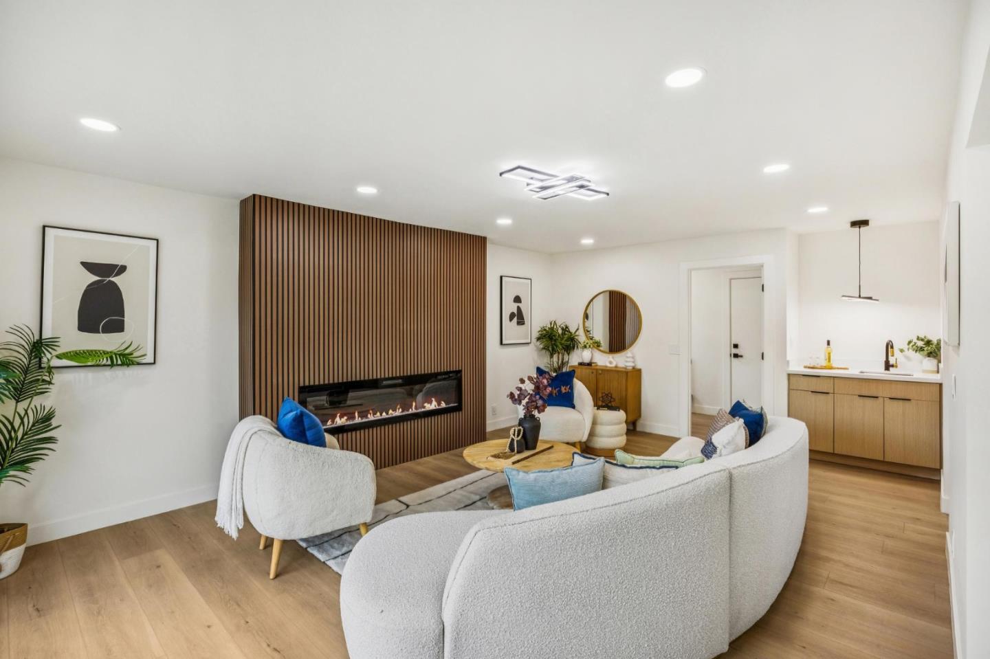 Detail Gallery Image 18 of 49 For 6924 Bret Harte Dr, San Jose,  CA 95120 - 5 Beds | 2/1 Baths