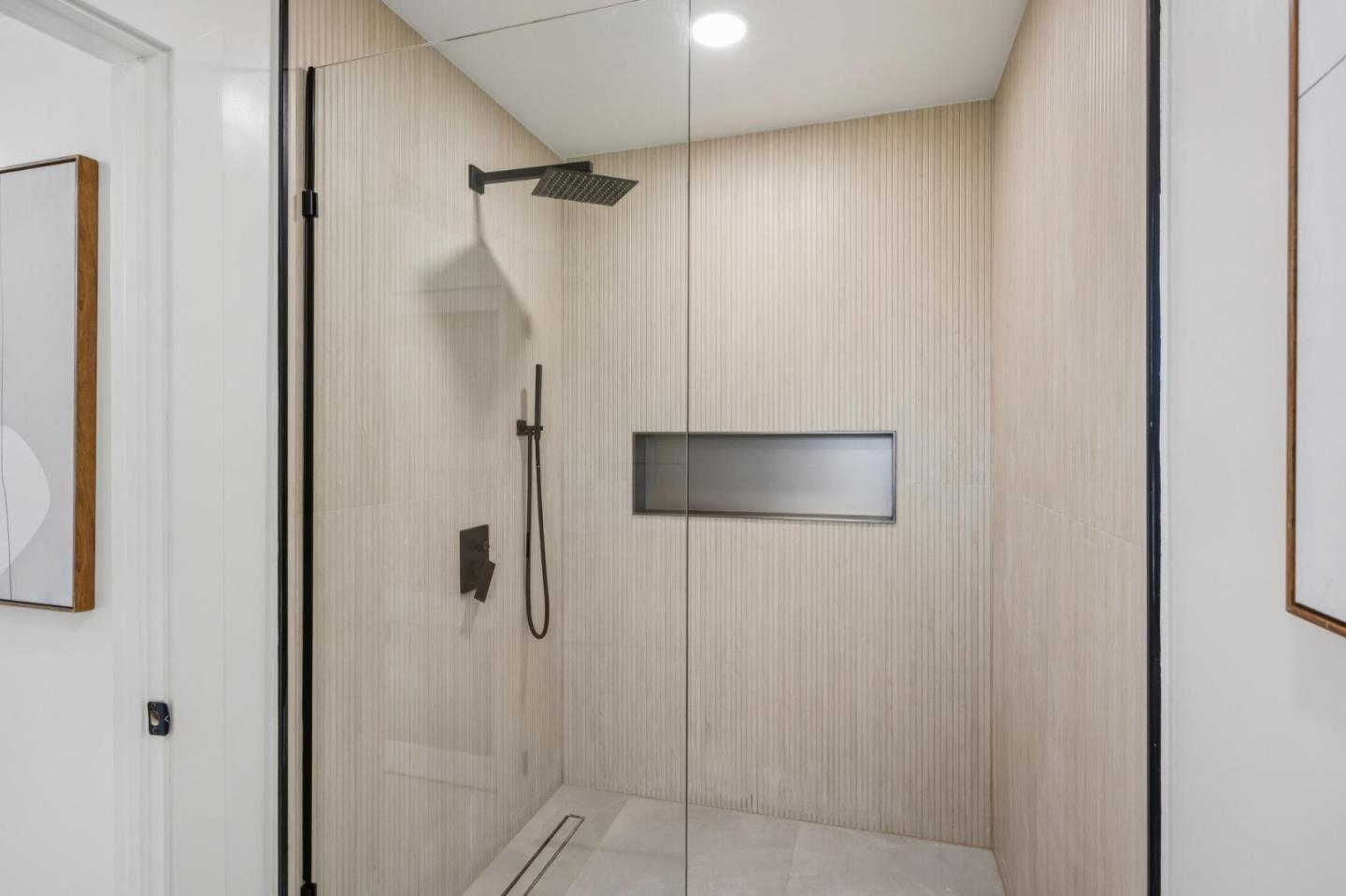 Detail Gallery Image 31 of 49 For 6924 Bret Harte Dr, San Jose,  CA 95120 - 5 Beds | 2/1 Baths