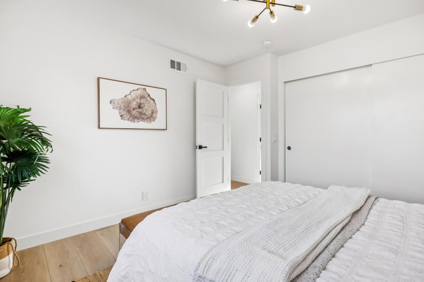 Detail Gallery Image 38 of 49 For 6924 Bret Harte Dr, San Jose,  CA 95120 - 5 Beds | 2/1 Baths