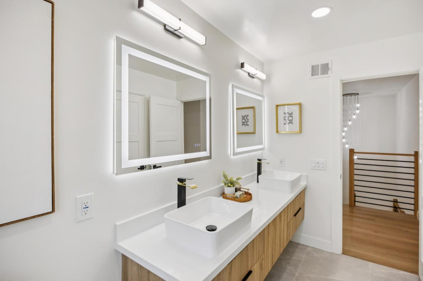 Detail Gallery Image 40 of 49 For 6924 Bret Harte Dr, San Jose,  CA 95120 - 5 Beds | 2/1 Baths