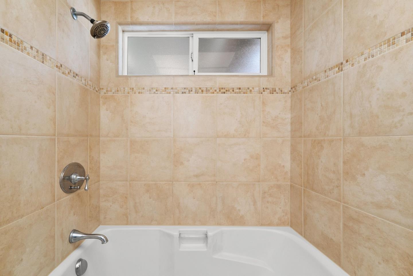 Detail Gallery Image 22 of 37 For 5819 Soltero Dr, San Jose,  CA 95123 - 3 Beds | 2 Baths