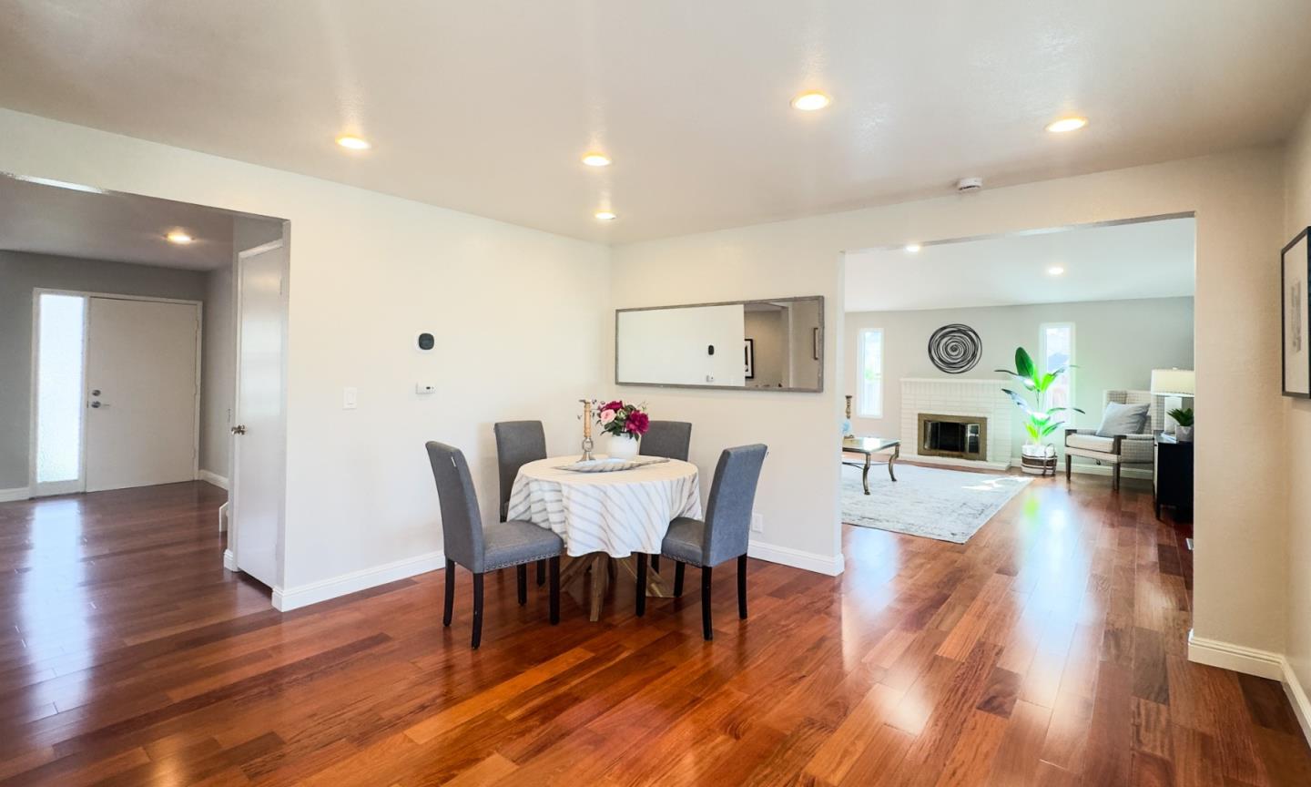 Detail Gallery Image 9 of 31 For 533 Ramos Ct, Milpitas,  CA 95035 - 4 Beds | 2/1 Baths