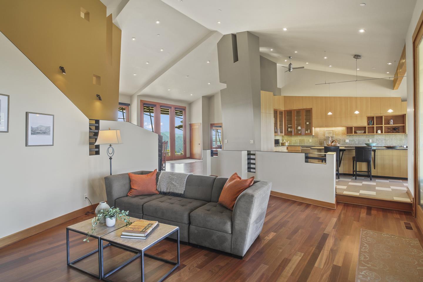 Detail Gallery Image 12 of 39 For 7405 Alpine Rd, La Honda,  CA 94020 - 4 Beds | 2/1 Baths