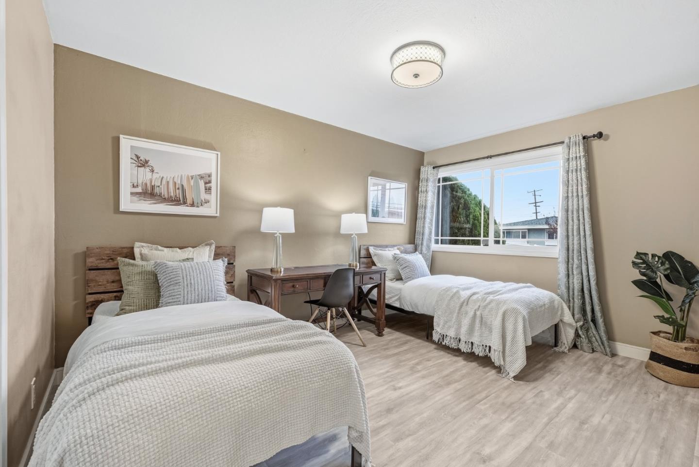 Detail Gallery Image 18 of 41 For 2427 Holland St, San Mateo,  CA 94403 - 3 Beds | 2 Baths