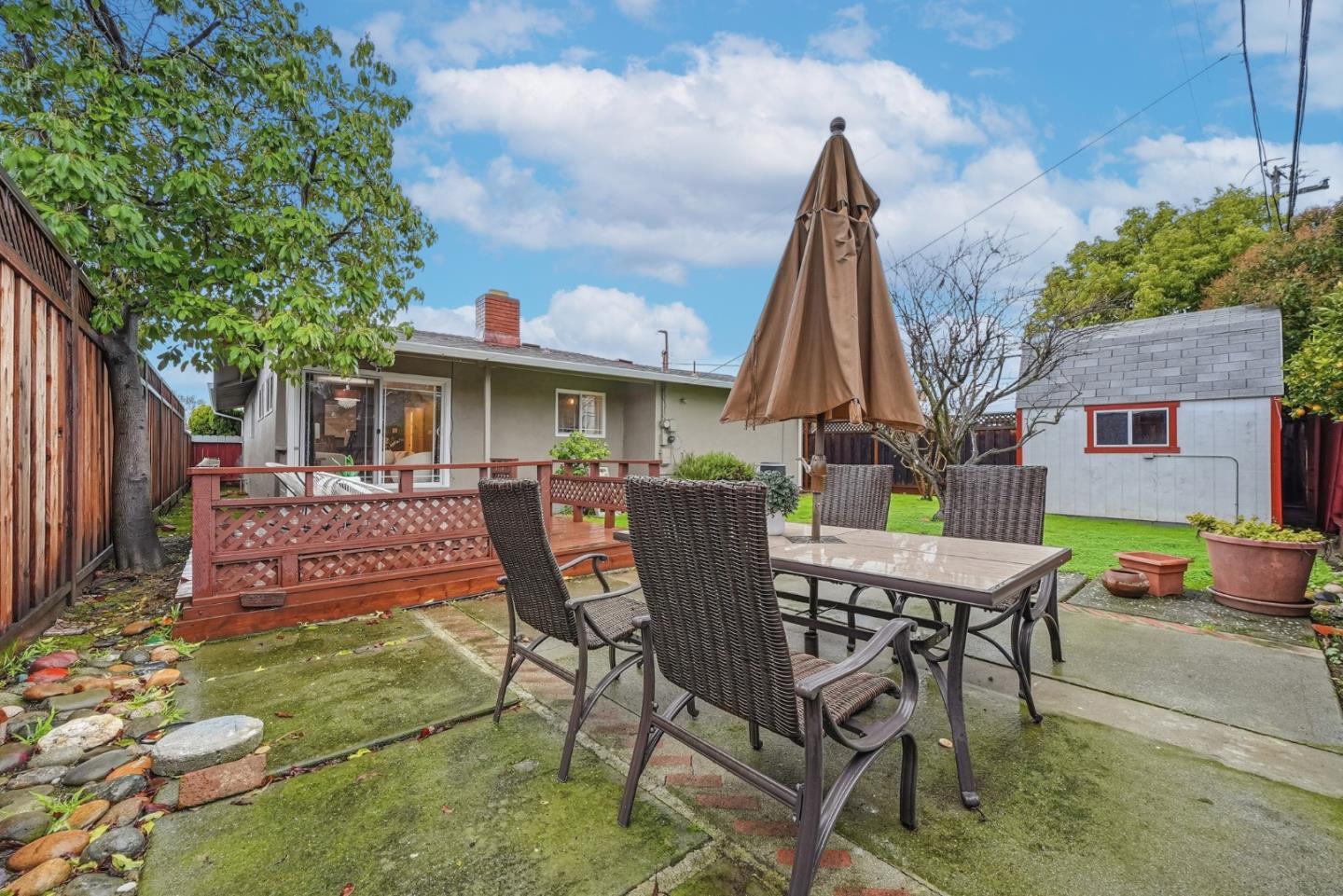 Detail Gallery Image 35 of 41 For 2427 Holland St, San Mateo,  CA 94403 - 3 Beds | 2 Baths