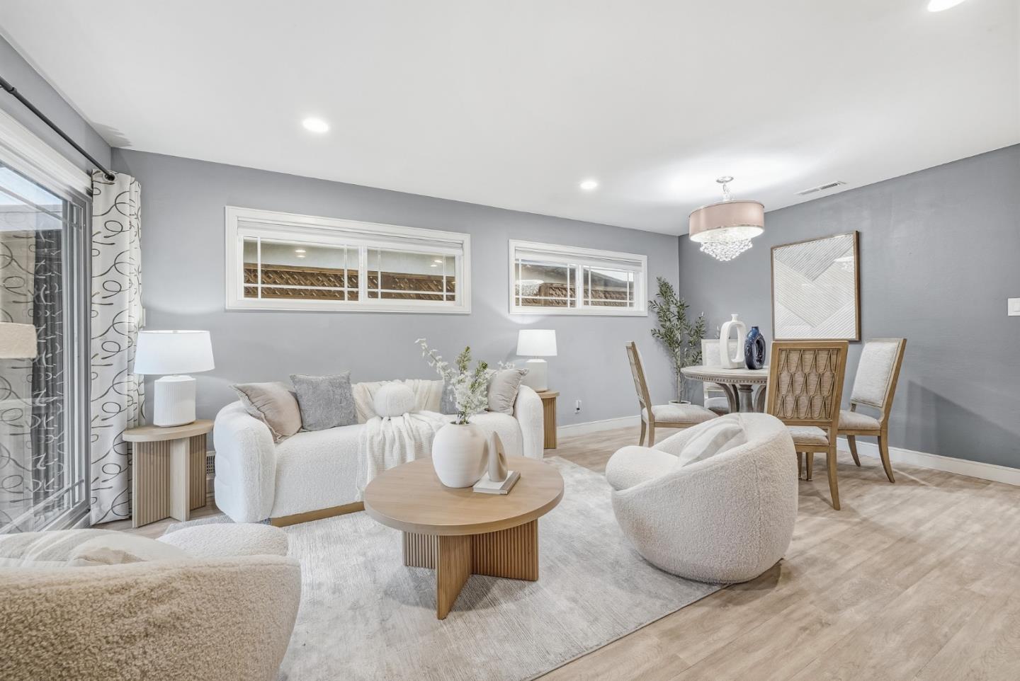 Detail Gallery Image 4 of 41 For 2427 Holland St, San Mateo,  CA 94403 - 3 Beds | 2 Baths