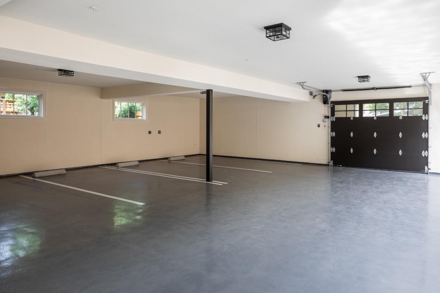 Detail Gallery Image 12 of 12 For 164 Waverley St, Palo Alto,  CA 94301 - 3 Beds | 3/1 Baths