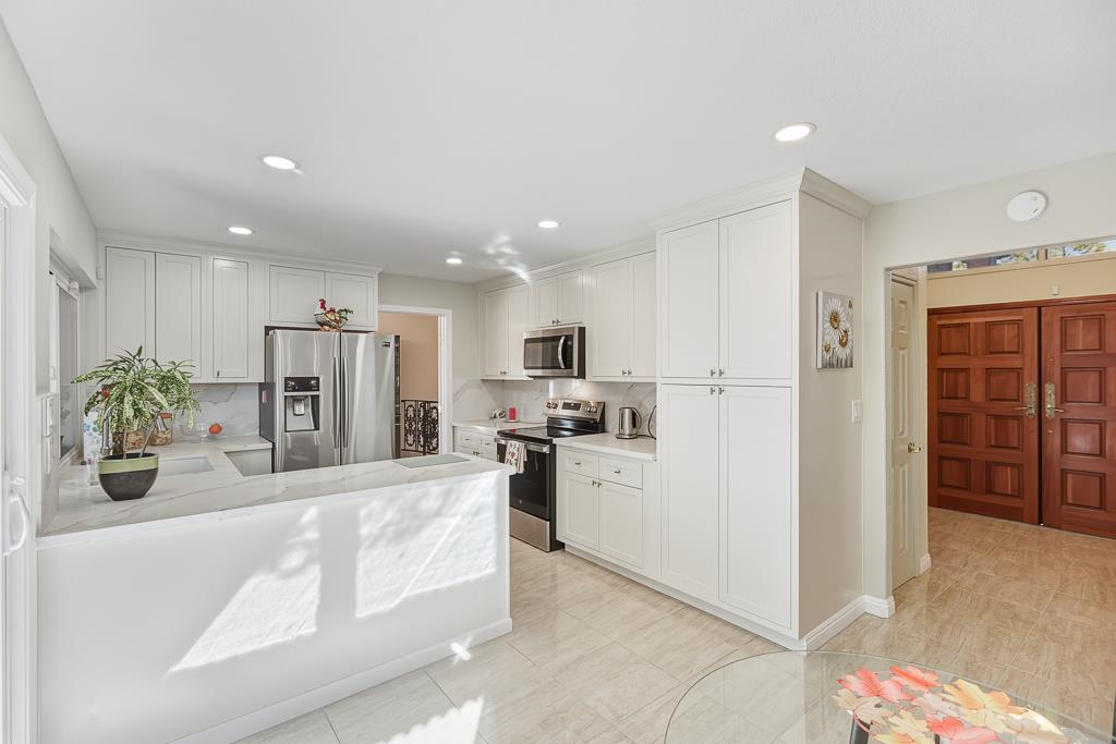 Detail Gallery Image 31 of 110 For 5459 Entrada Cedros, San Jose,  CA 95123 - 4 Beds | 3 Baths