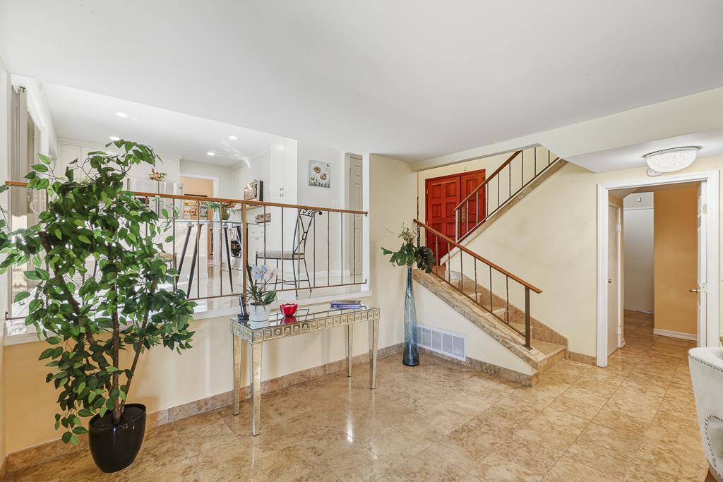 Detail Gallery Image 38 of 110 For 5459 Entrada Cedros, San Jose,  CA 95123 - 4 Beds | 3 Baths