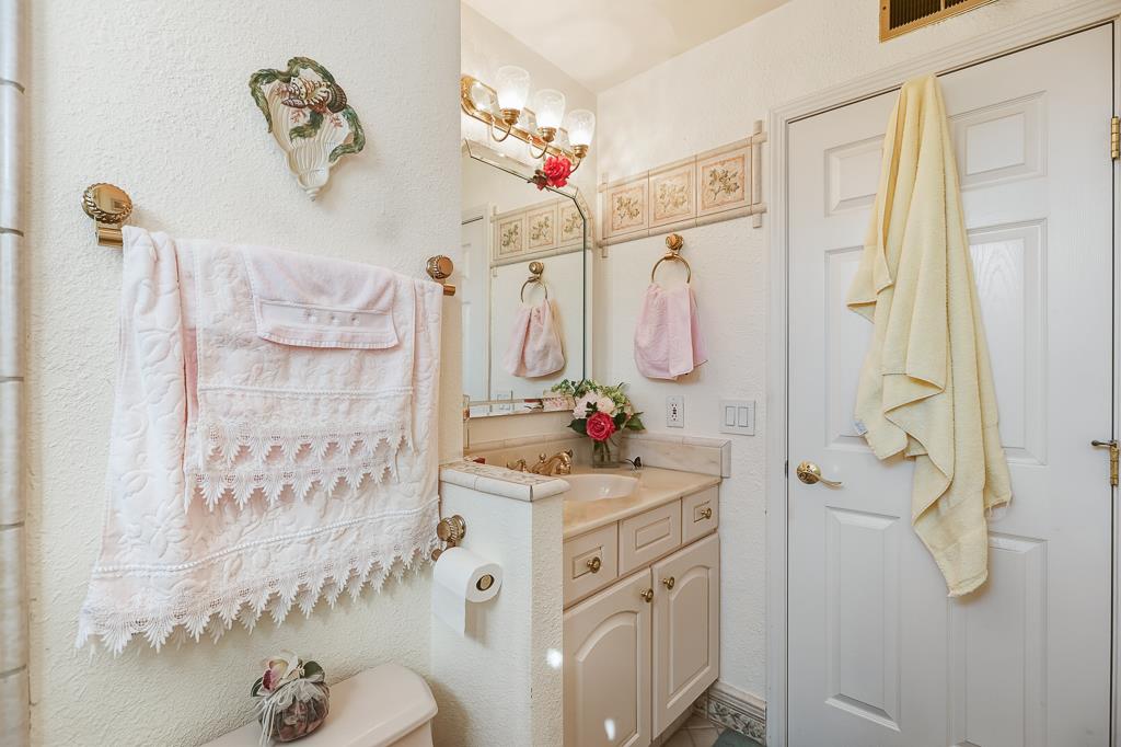 Detail Gallery Image 51 of 110 For 5459 Entrada Cedros, San Jose,  CA 95123 - 4 Beds | 3 Baths