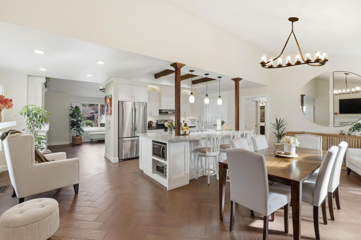 Detail Gallery Image 12 of 48 For 585 Encino Dr, Morgan Hill,  CA 95037 - 3 Beds | 2 Baths