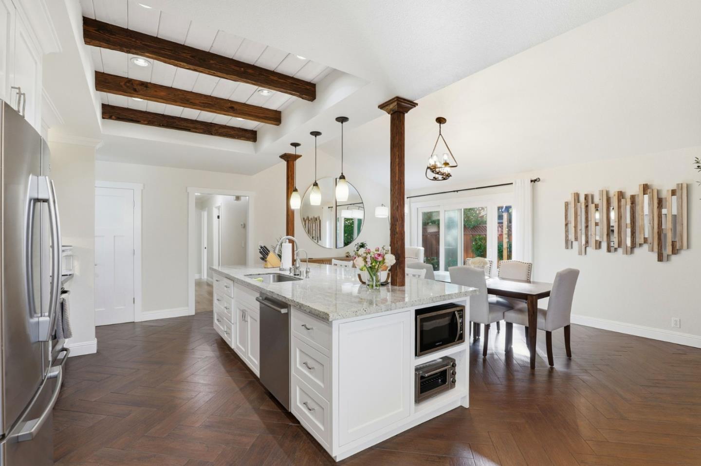 Detail Gallery Image 13 of 48 For 585 Encino Dr, Morgan Hill,  CA 95037 - 3 Beds | 2 Baths