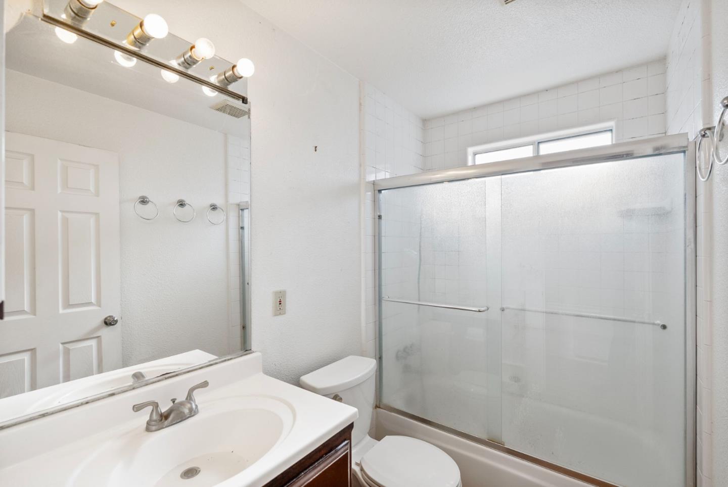 Detail Gallery Image 14 of 29 For 934 Di Guilio Ave, Santa Clara,  CA 95050 - – Beds | – Baths