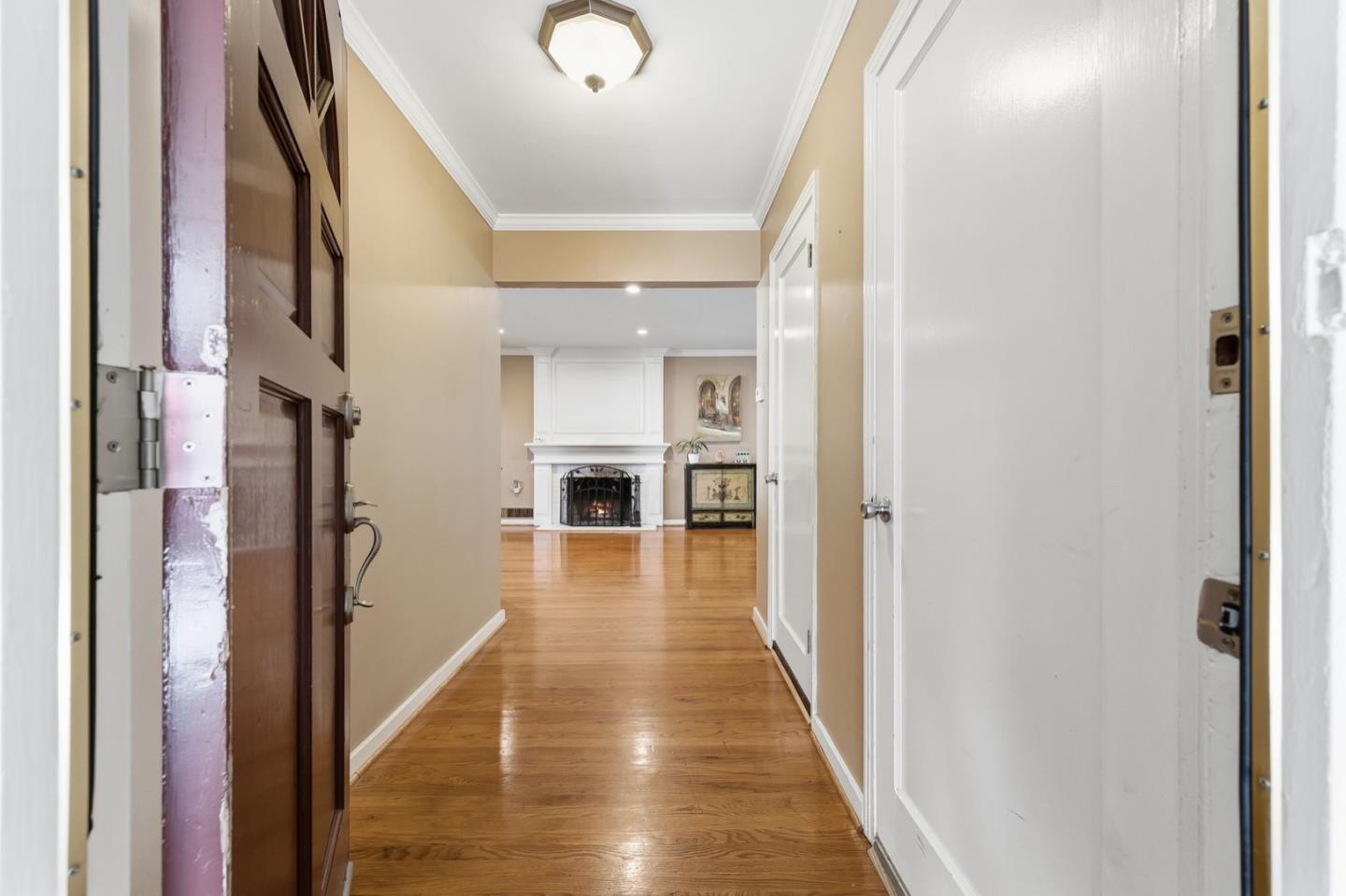 Detail Gallery Image 7 of 38 For 976 2nd Ave, Redwood City,  CA 94063 - 4 Beds | 2 Baths