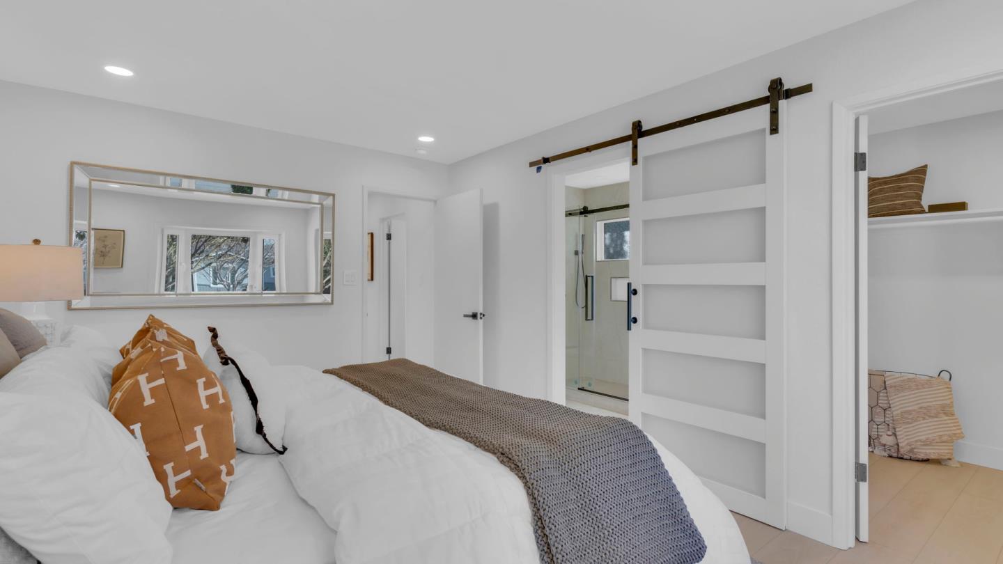 Detail Gallery Image 30 of 46 For 787 San Clemente Way, Mountain View,  CA 94043 - 5 Beds | 2/1 Baths