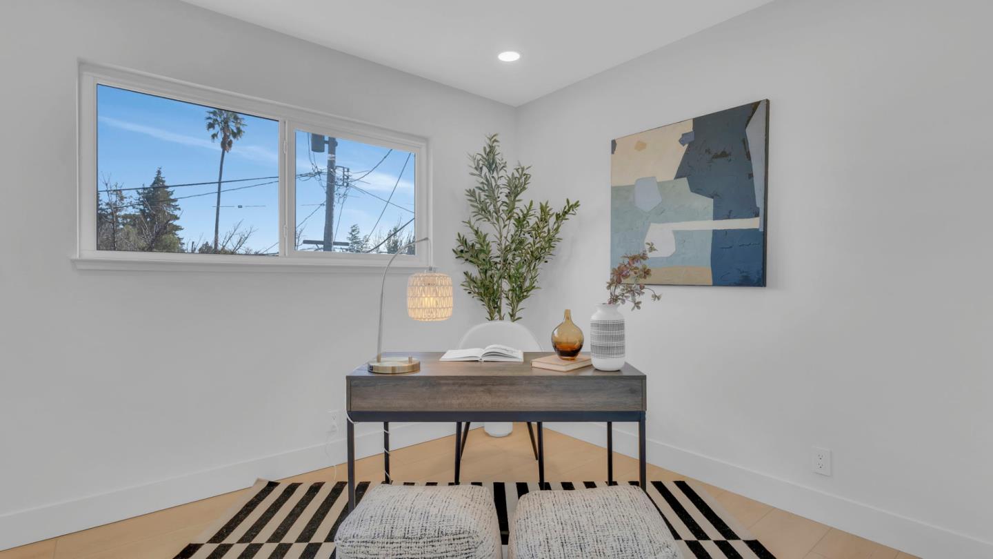 Detail Gallery Image 36 of 46 For 787 San Clemente Way, Mountain View,  CA 94043 - 5 Beds | 2/1 Baths