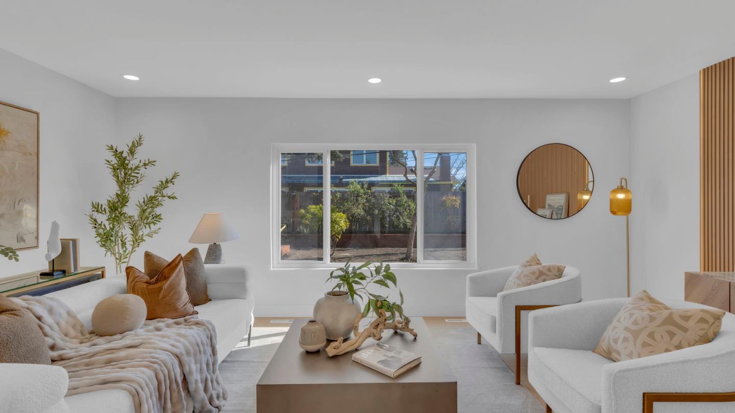 Detail Gallery Image 4 of 46 For 787 San Clemente Way, Mountain View,  CA 94043 - 5 Beds | 2/1 Baths