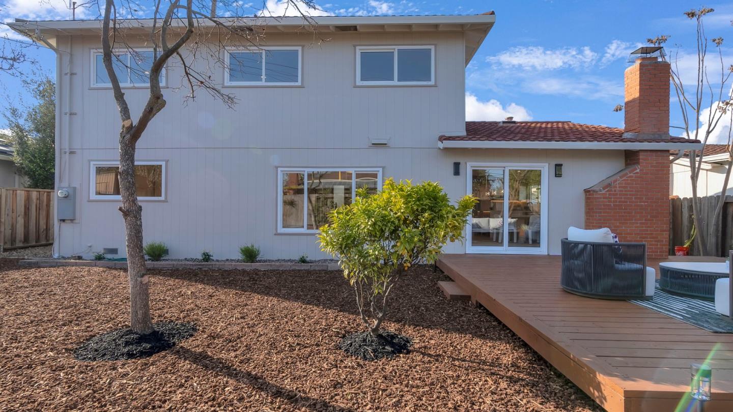 Detail Gallery Image 40 of 46 For 787 San Clemente Way, Mountain View,  CA 94043 - 5 Beds | 2/1 Baths