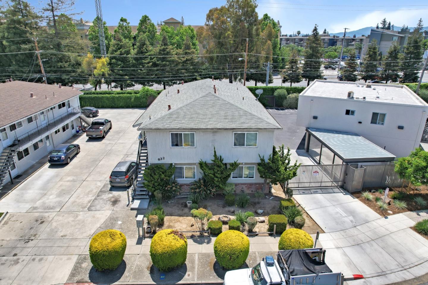 Detail Gallery Image 2 of 13 For 832 Deland Ave, San Jose,  CA 95128 - – Beds | – Baths