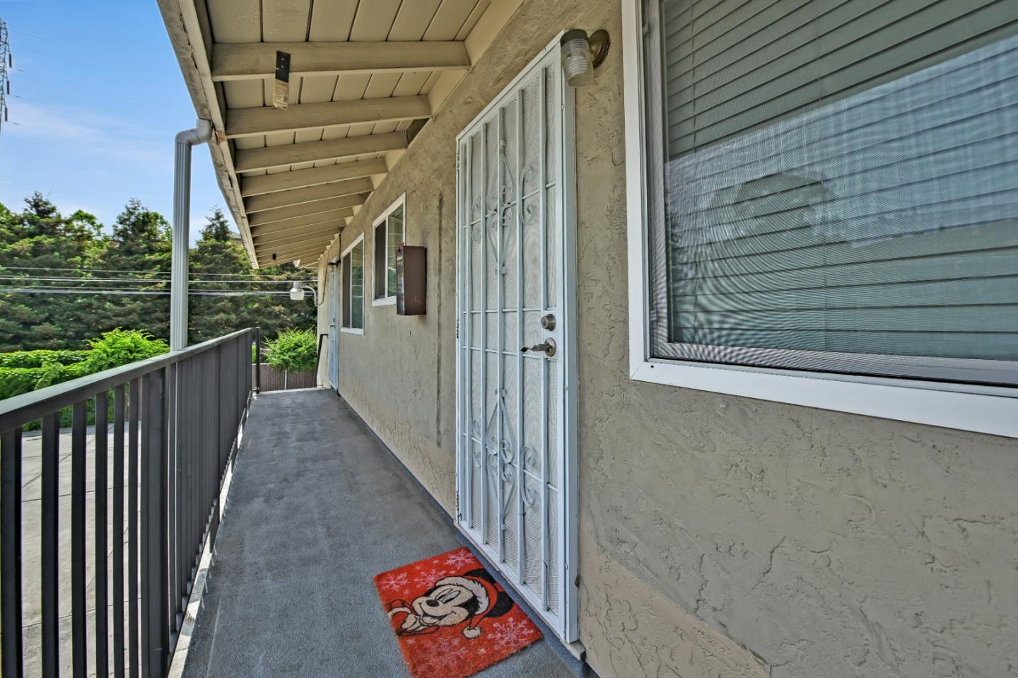 Detail Gallery Image 6 of 13 For 832 Deland Ave, San Jose,  CA 95128 - – Beds | – Baths