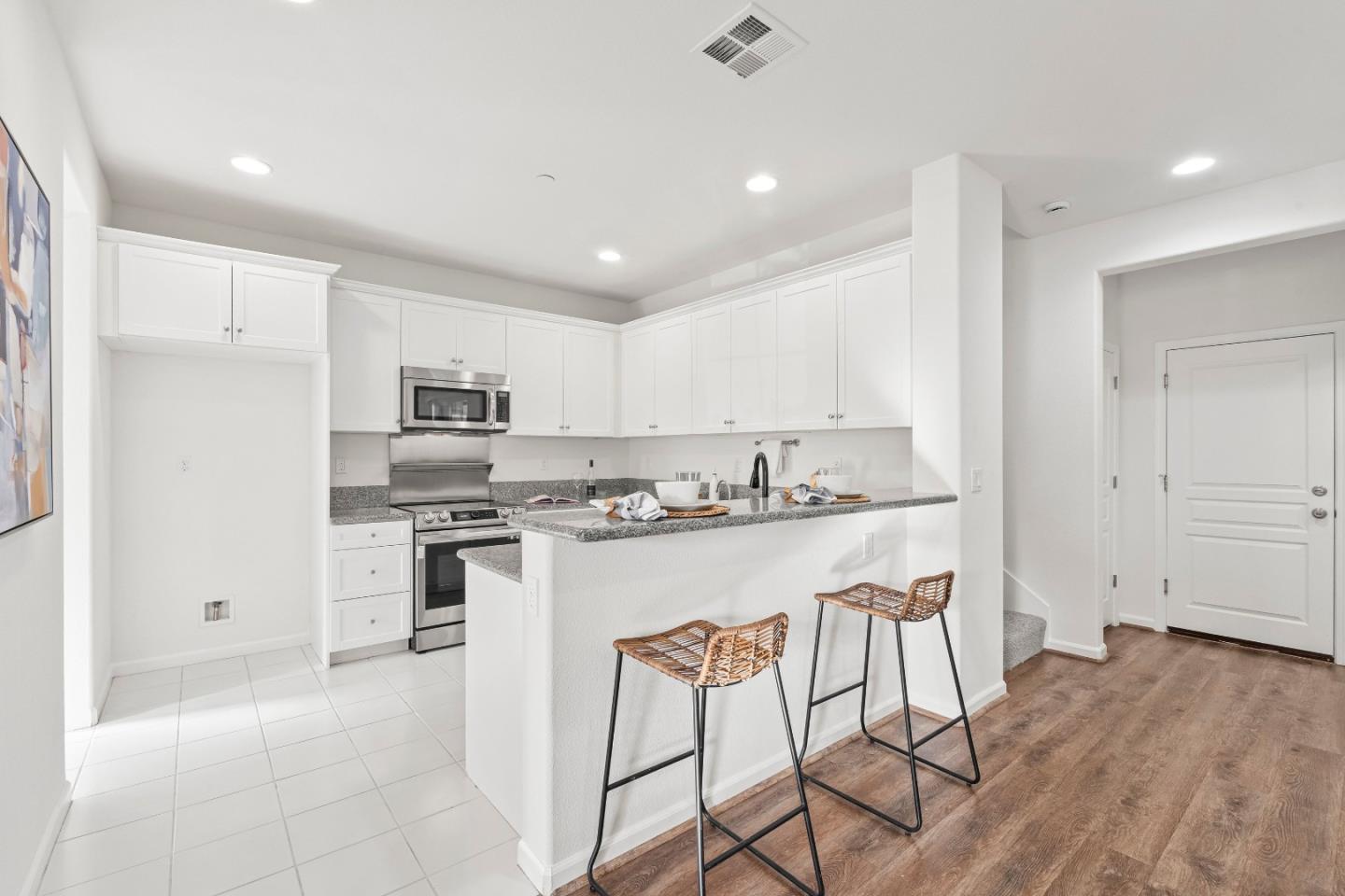 Detail Gallery Image 16 of 66 For 16920 Church St, Morgan Hill,  CA 95037 - 4 Beds | 2/1 Baths