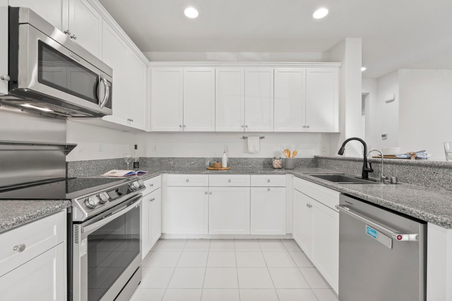 Detail Gallery Image 17 of 66 For 16920 Church St, Morgan Hill,  CA 95037 - 4 Beds | 2/1 Baths