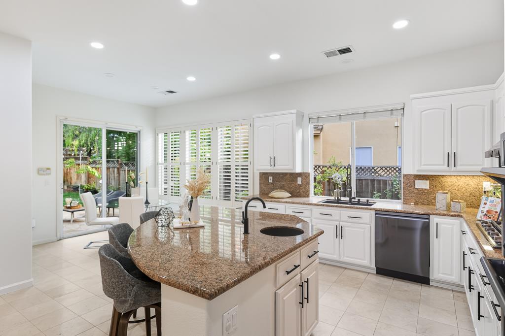 Detail Gallery Image 61 of 126 For 5849 Gleneagles Cir, San Jose,  CA 95138 - 5 Beds | 4 Baths