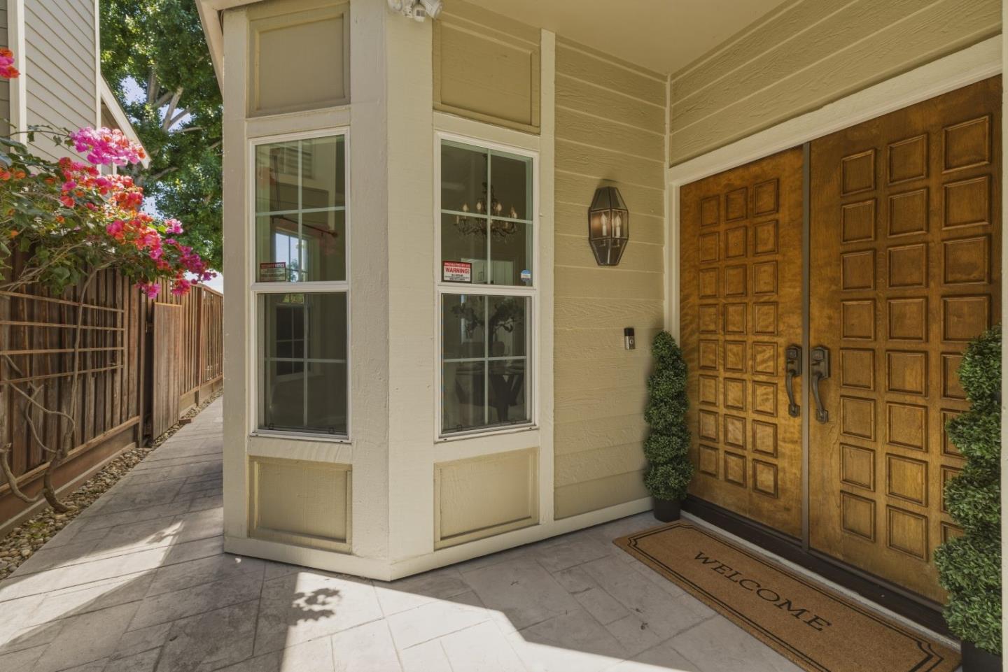 Detail Gallery Image 3 of 47 For 509 Oroville Rd, Milpitas,  CA 95035 - 4 Beds | 2/1 Baths