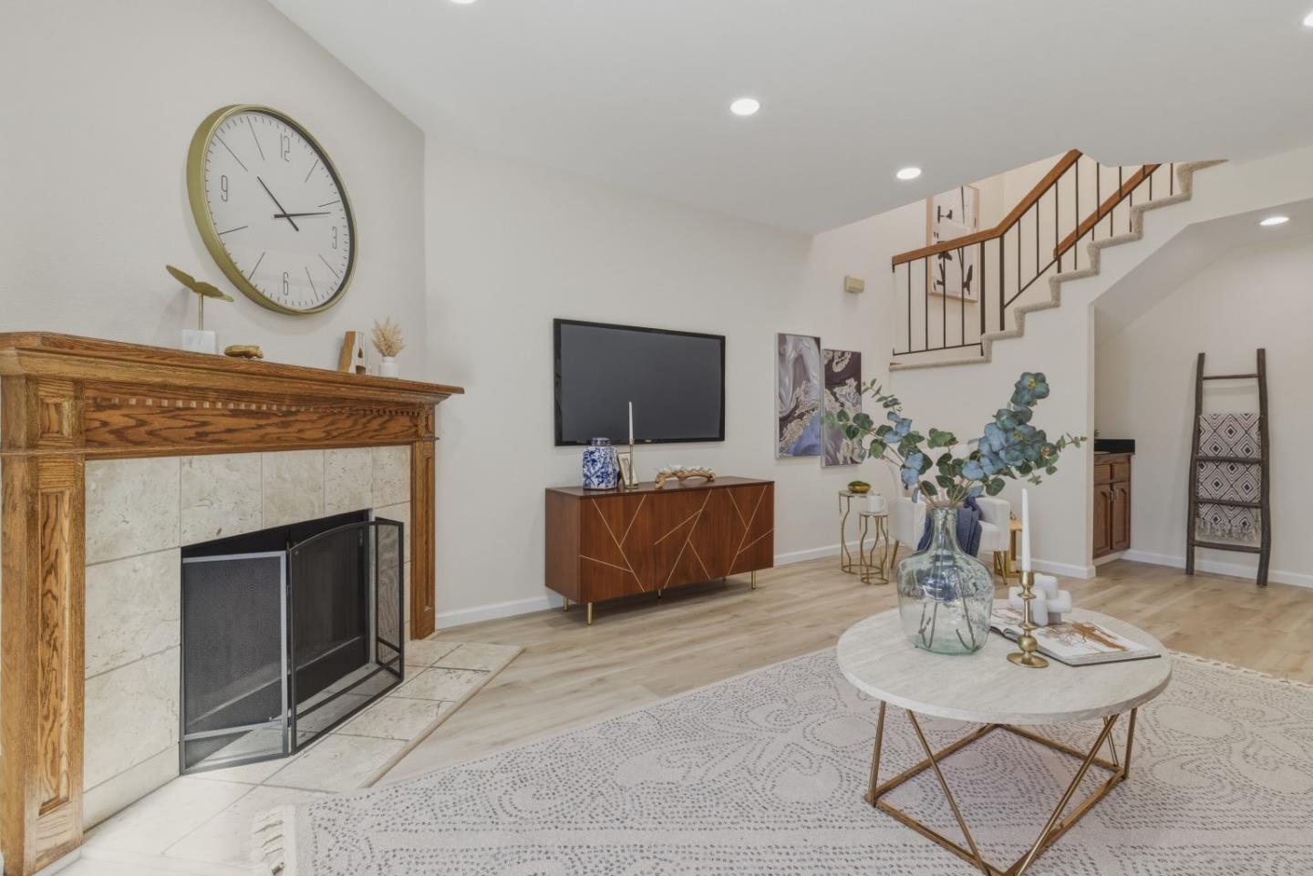 Detail Gallery Image 9 of 47 For 509 Oroville Rd, Milpitas,  CA 95035 - 4 Beds | 2/1 Baths