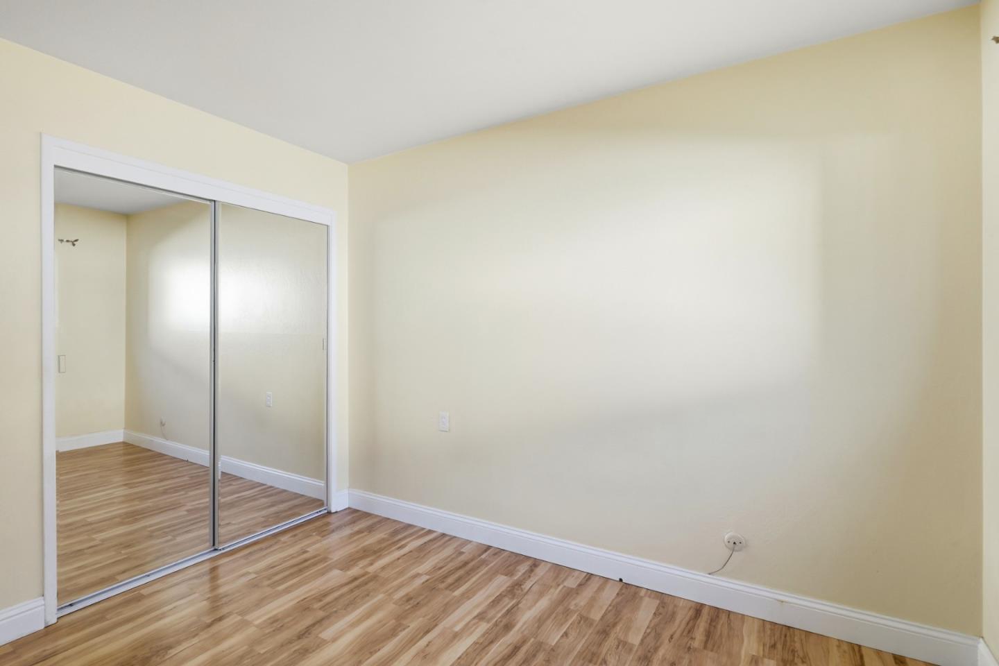 Detail Gallery Image 18 of 27 For 14225 Lora Dr #9,  Los Gatos,  CA 95032 - 2 Beds | 1 Baths