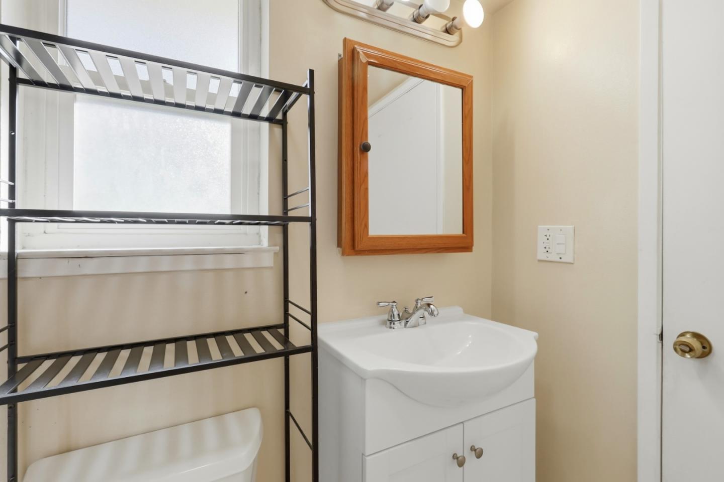 Detail Gallery Image 23 of 27 For 14225 Lora Dr #9,  Los Gatos,  CA 95032 - 2 Beds | 1 Baths