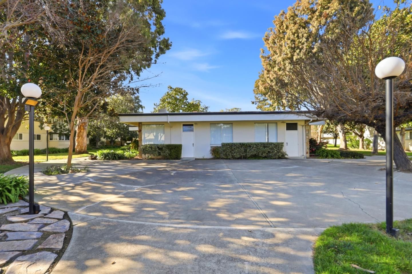 Detail Gallery Image 25 of 27 For 14225 Lora Dr #9,  Los Gatos,  CA 95032 - 2 Beds | 1 Baths