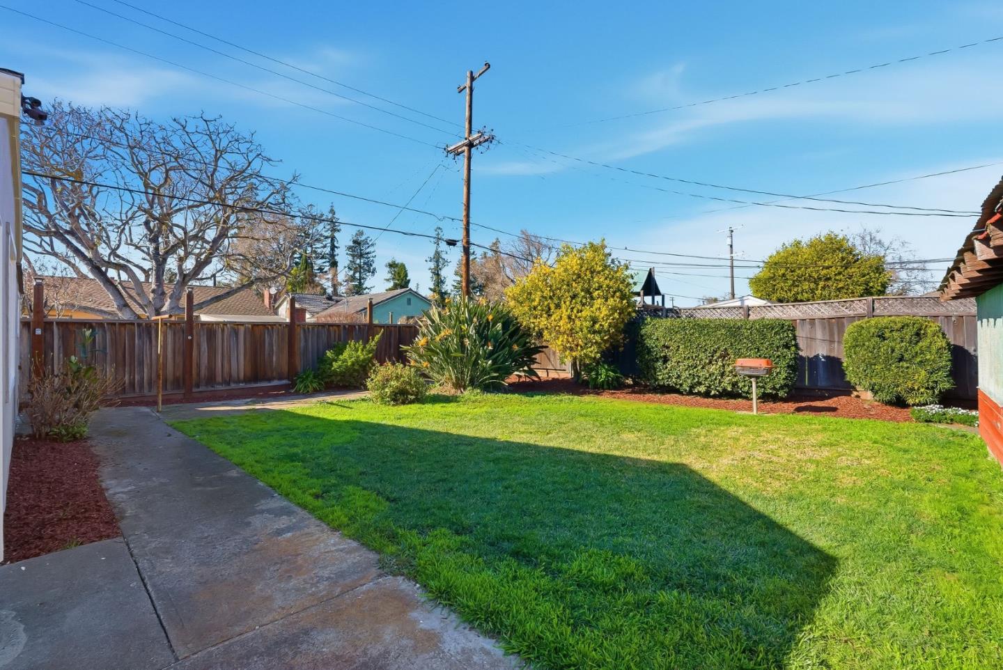 Detail Gallery Image 25 of 31 For 920 Blossom Dr, Santa Clara,  CA 95050 - 3 Beds | 1 Baths